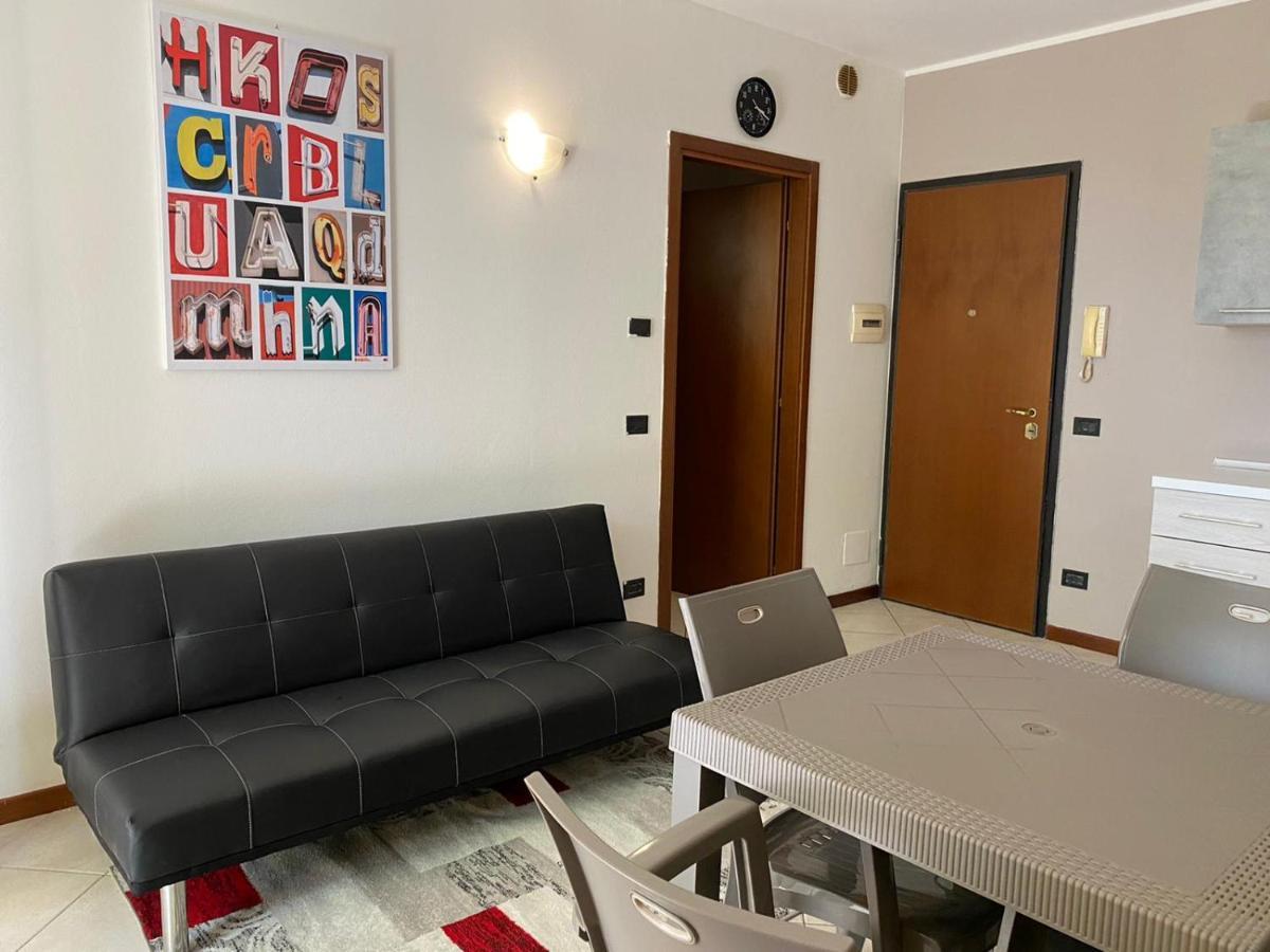 La Lanterna - Appartamenti In Residence Con Piscina Desenzano del Garda Exterior foto