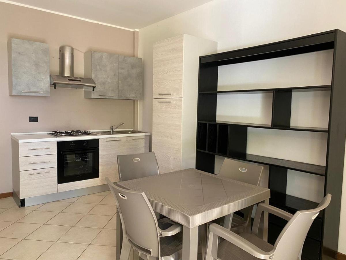 La Lanterna - Appartamenti In Residence Con Piscina Desenzano del Garda Exterior foto