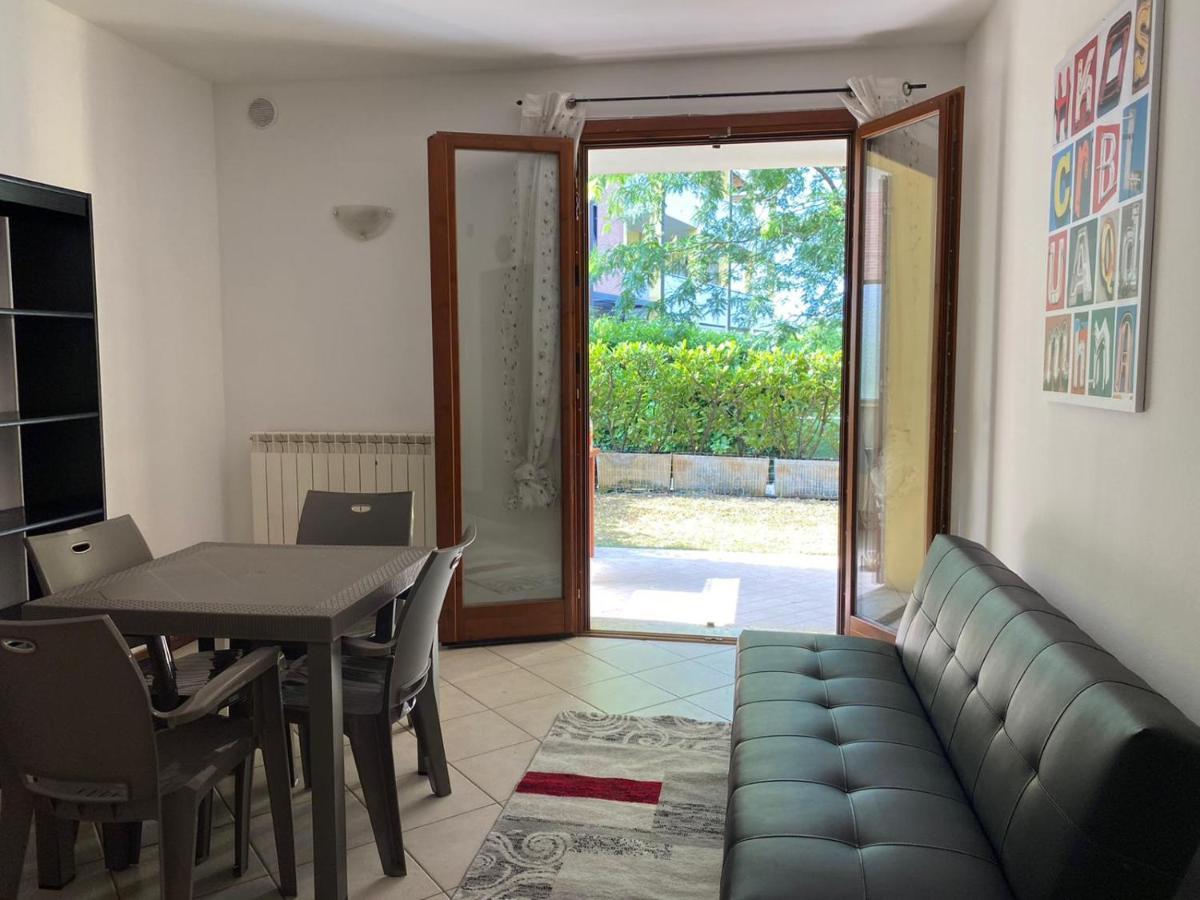 La Lanterna - Appartamenti In Residence Con Piscina Desenzano del Garda Exterior foto