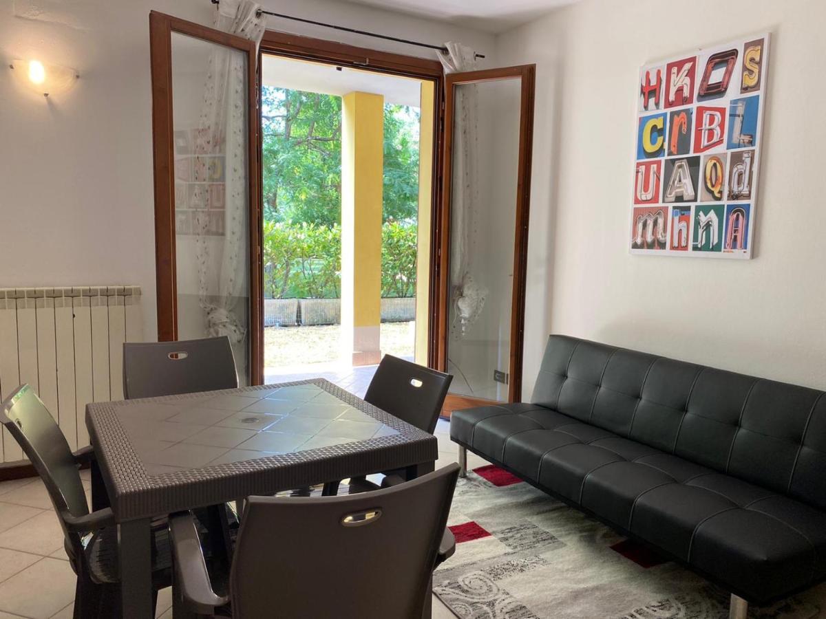 La Lanterna - Appartamenti In Residence Con Piscina Desenzano del Garda Exterior foto