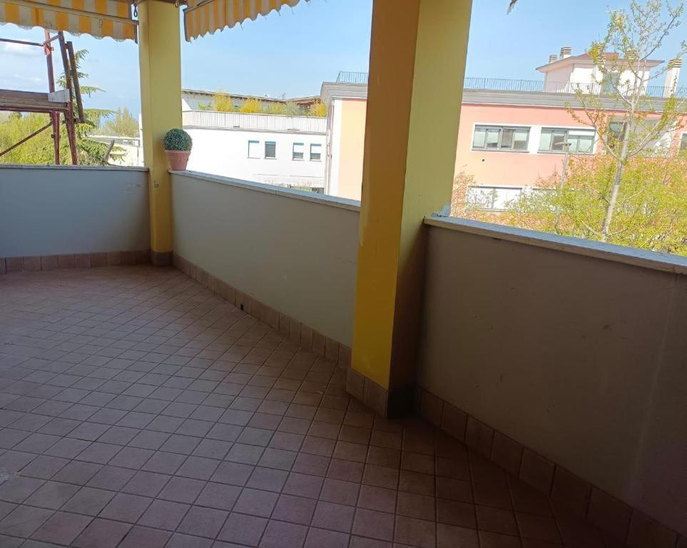 La Lanterna - Appartamenti In Residence Con Piscina Desenzano del Garda Exterior foto